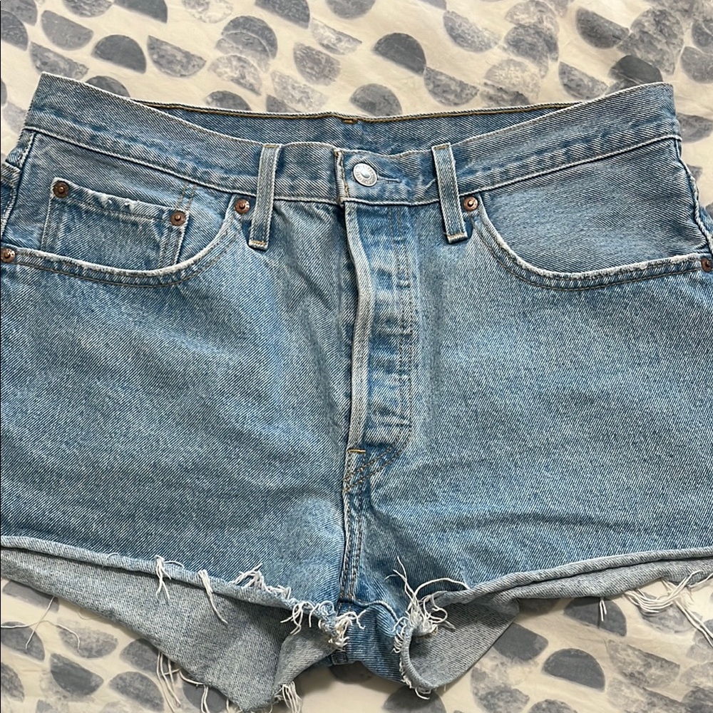 Levi’s 501 shorts